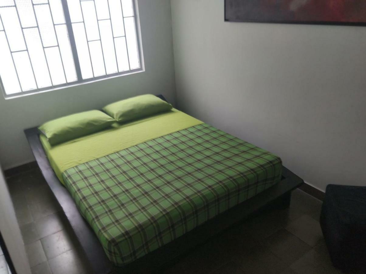 Casa Blanca Hostel เมเดยิน ภายนอก รูปภาพ
