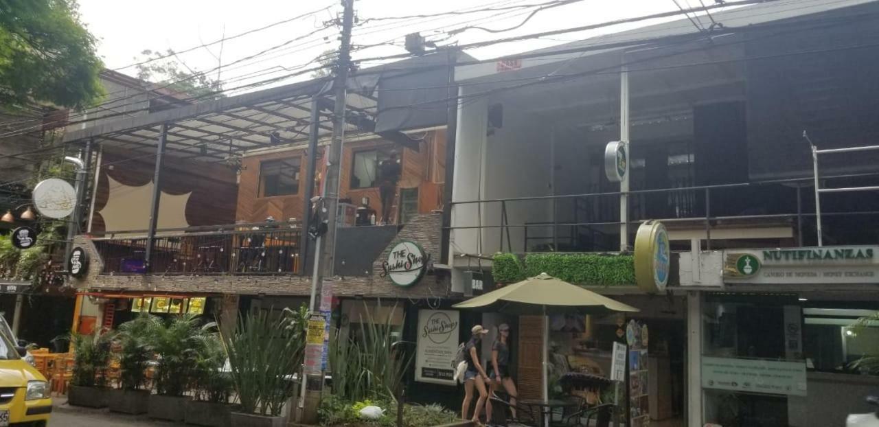 Casa Blanca Hostel เมเดยิน ภายนอก รูปภาพ